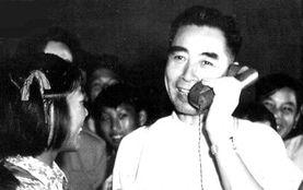 周恩来在线观看,穿越时空的伟人风采  第2张